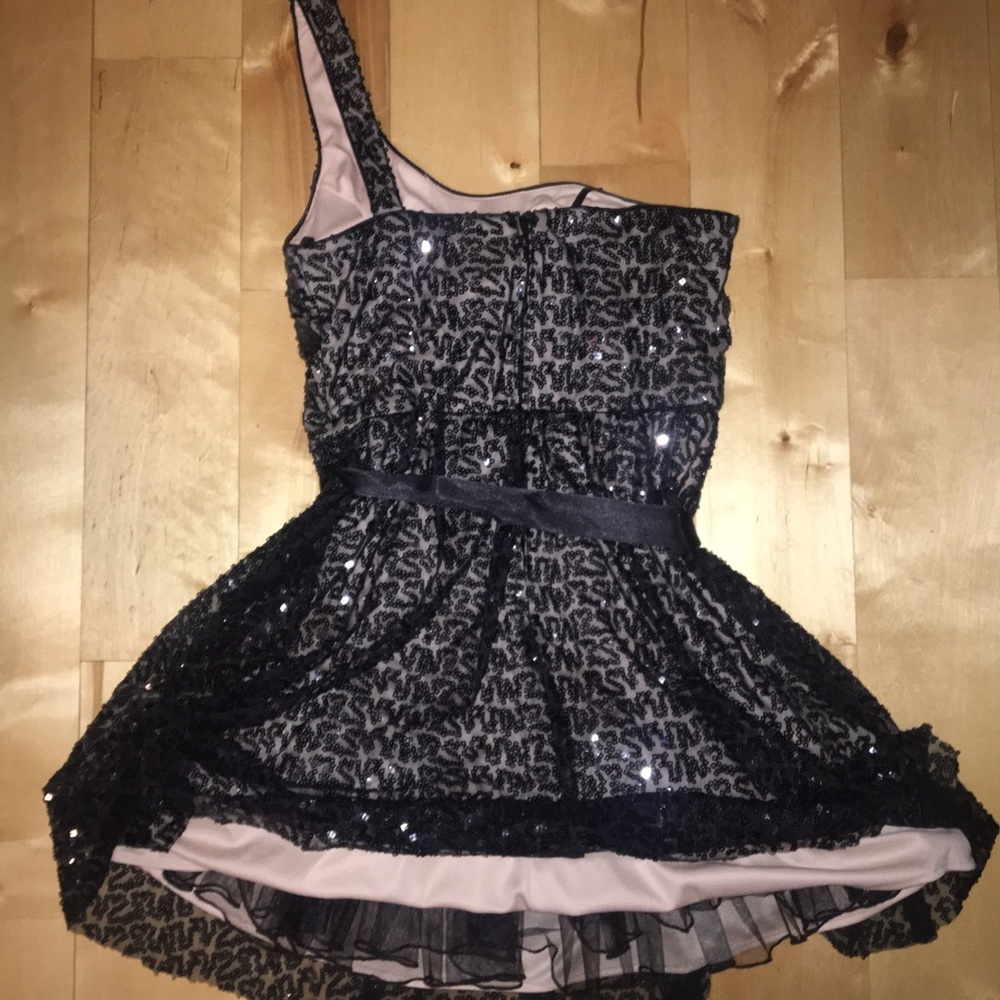 Betsy&Adam black/cream formal one shoulder Dress - Picture 2 of 8
